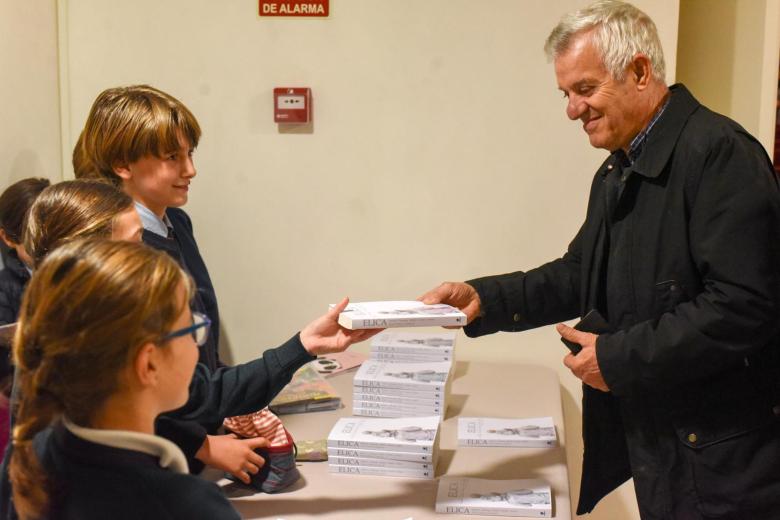 Elías Cabrera presenta en el Palacio de Congresos de Córdoba su libro ELICA