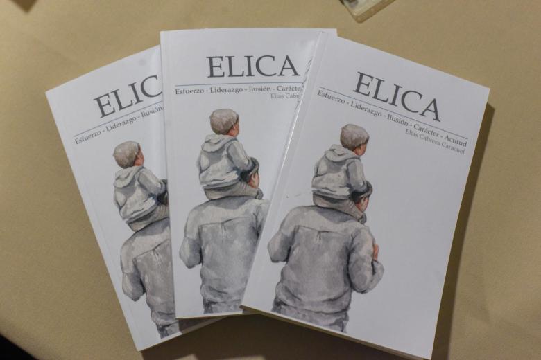Elías Cabrera presenta en el Palacio de Congresos de Córdoba su libro ELICA