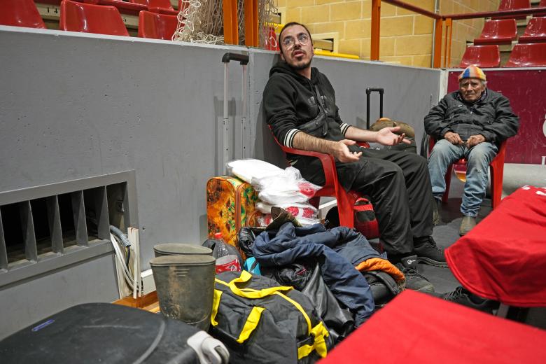 El Palacio de Deportes Vistalegre de Córdoba se ha habilitado para atender a las personas desalojadas por la crecida del río.