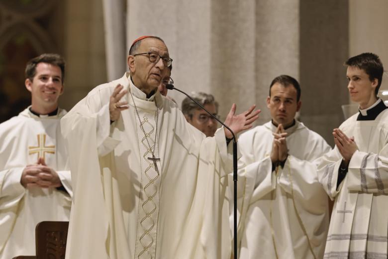 Adoración por el décimo aniversario de Effetá en la Sagrada Familia de Barcelona