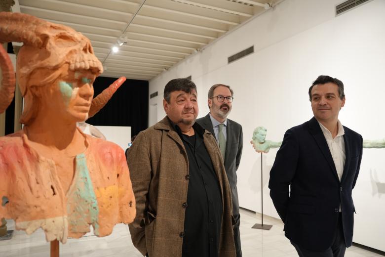 Pie: El escultor cordobés José Manuel Belmonte presenta en el Teatro Cómico Principal la exposición Fondo y forma, una retrospectiva que repasa más de 40 años de trayectoria artística