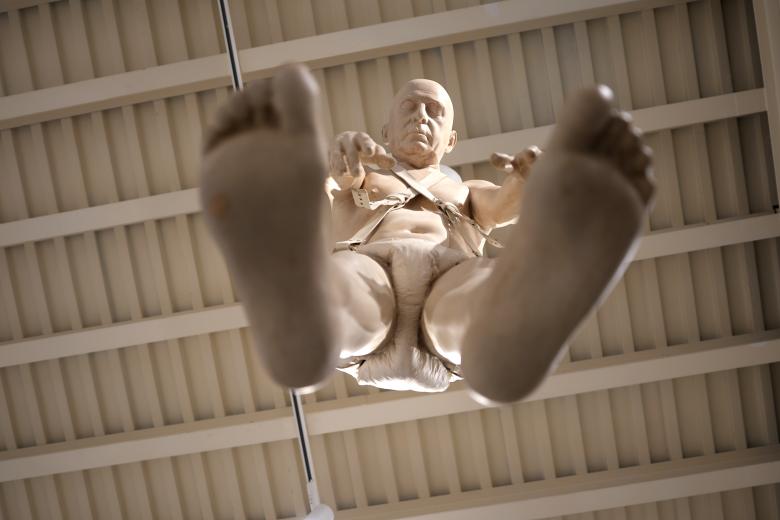 Pie: El escultor cordobés José Manuel Belmonte presenta en el Teatro Cómico Principal la exposición Fondo y forma, una retrospectiva que repasa más de 40 años de trayectoria artística