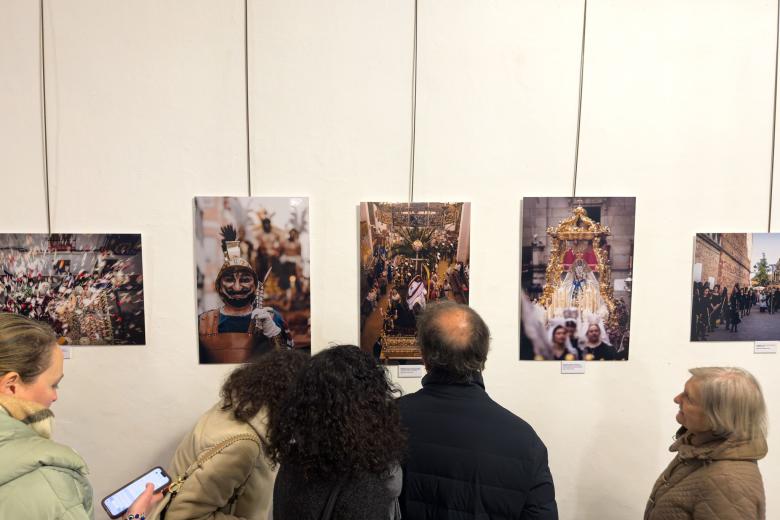 La exposición de fotografía cofrade, en imágenes