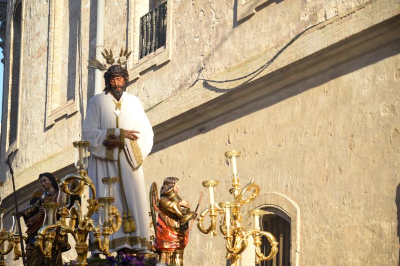 El Vía Crucis de la Agrupación de Cofradías, en imágenes