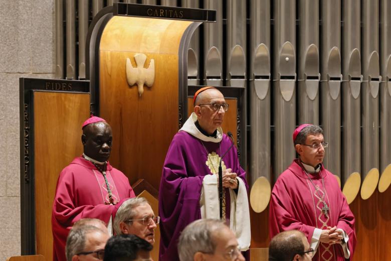 Vigilia Sent la Creu en la Sagrada Familia de Barcelona