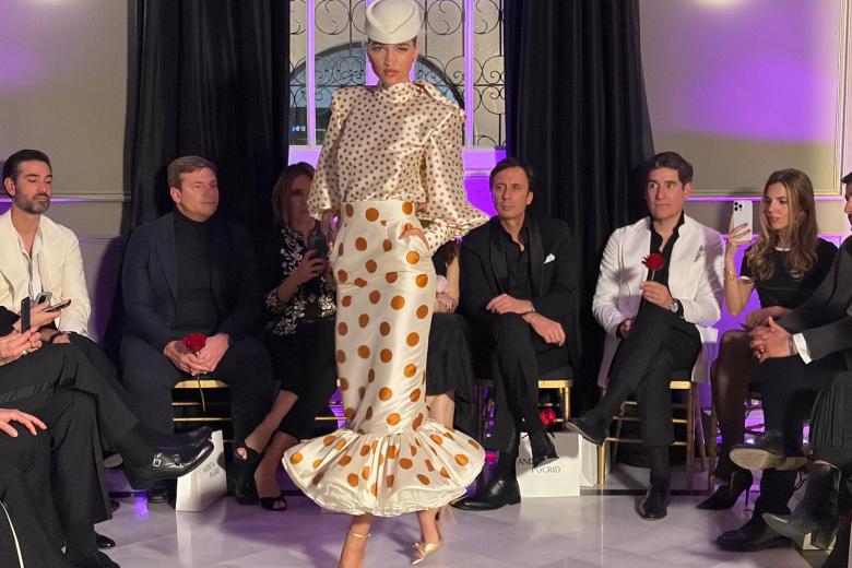 ANDREW POCRID MODA CORDOBA FLAMENCA