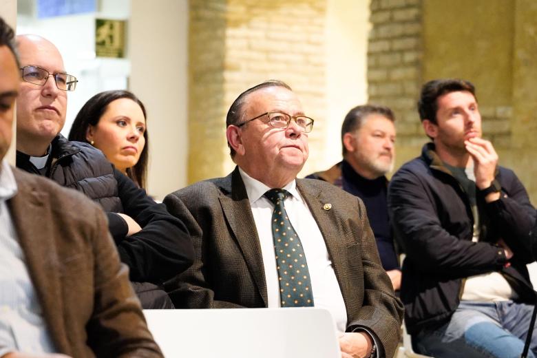 Presentación de la revista 'Estación de Penitencia' en Lucena