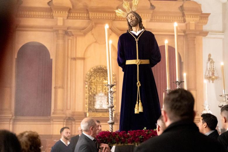 Traslado de los titulares de la hermandad del Perdón de Córdoba