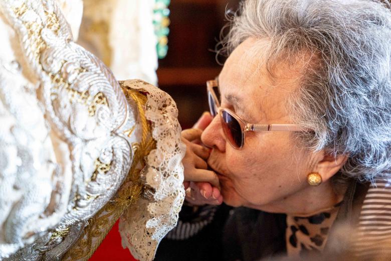 Misa y ambiente Viernes de Dolores en la plaza de Capuchinos de Córdoba 2026