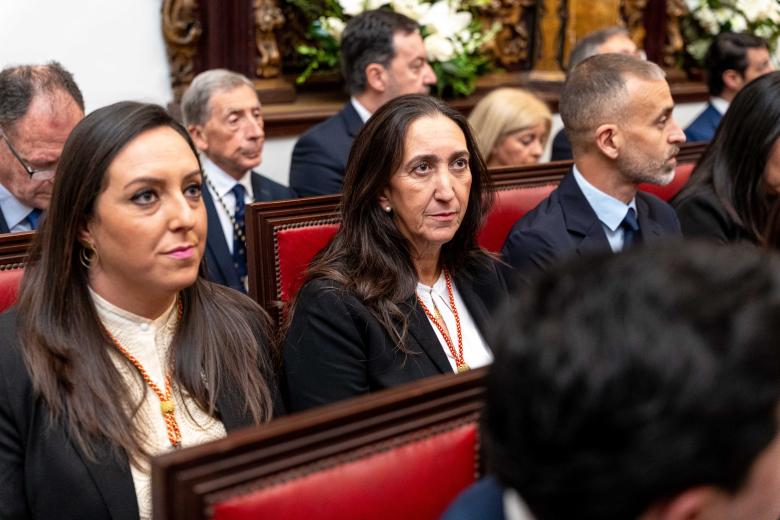 Misa y ambiente Viernes de Dolores en la plaza de Capuchinos de Córdoba 2026