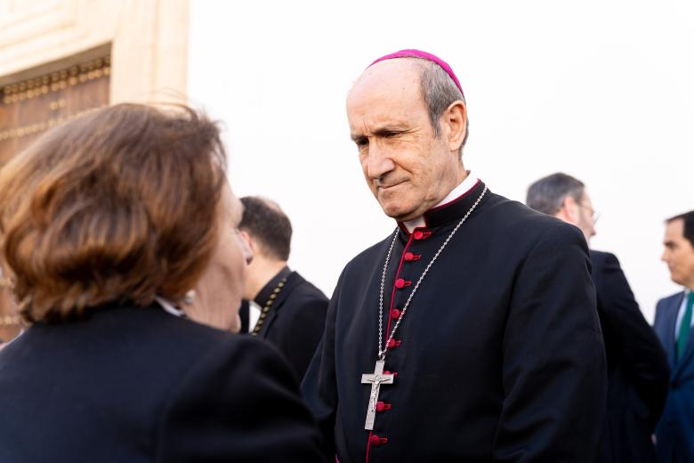 Misa y ambiente Viernes de Dolores en la plaza de Capuchinos de Córdoba 2026