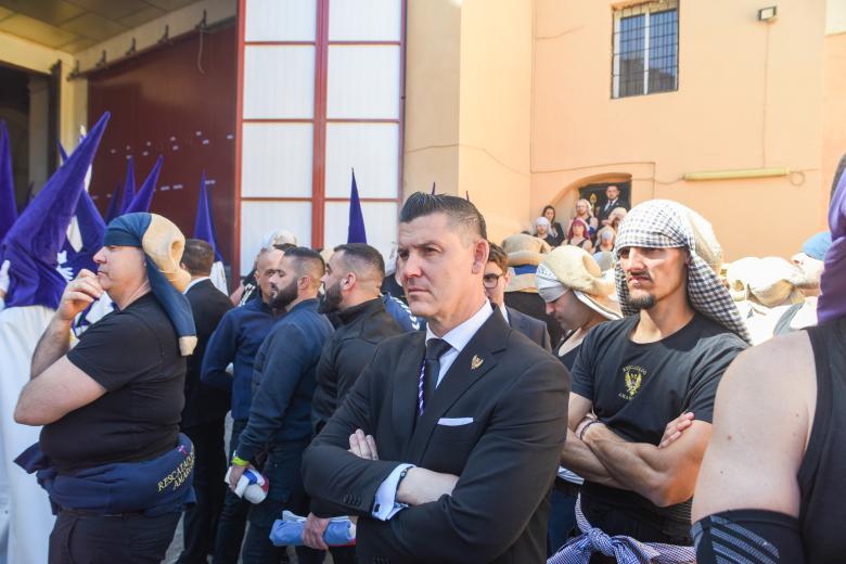 Hermandad del Rescatado durante su salida el Domingo de Ramos
