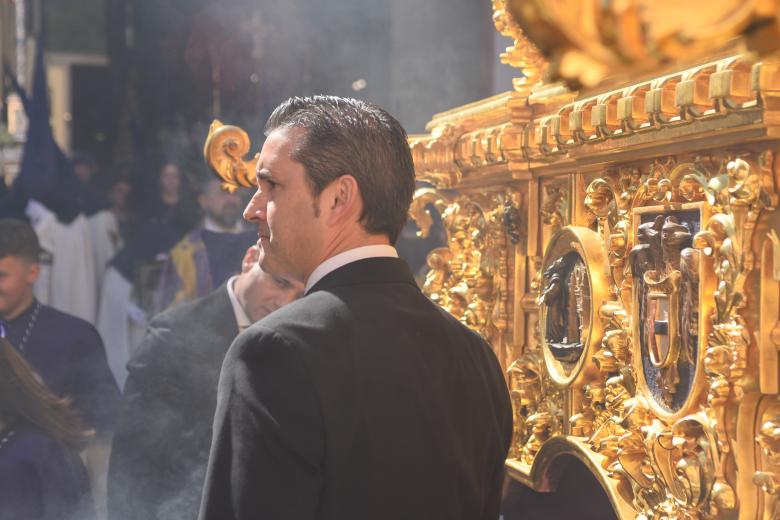Hermandad del Rescatado durante su salida el Domingo de Ramos