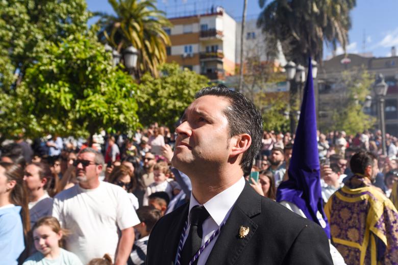 Hermandad del Rescatado durante su salida el Domingo de Ramos