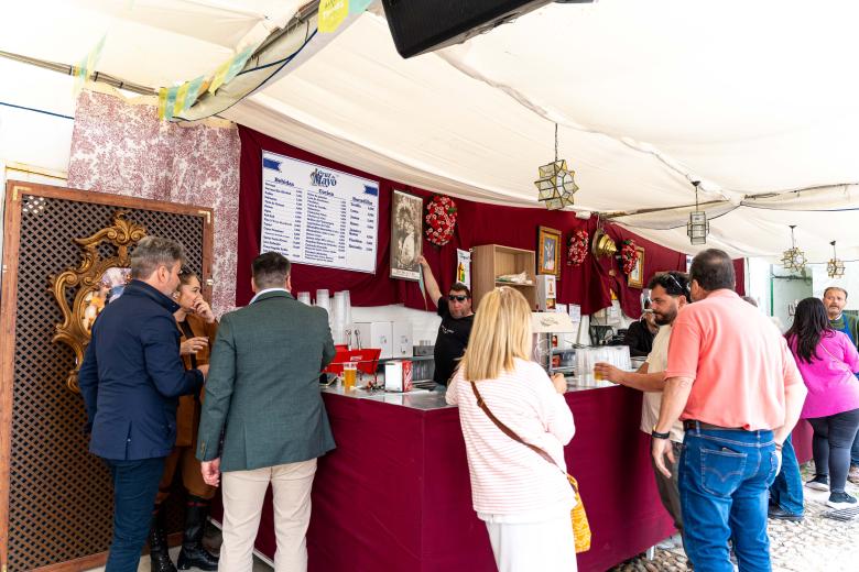 Primer día de las Cruces de Mayo de Córdoba 2026