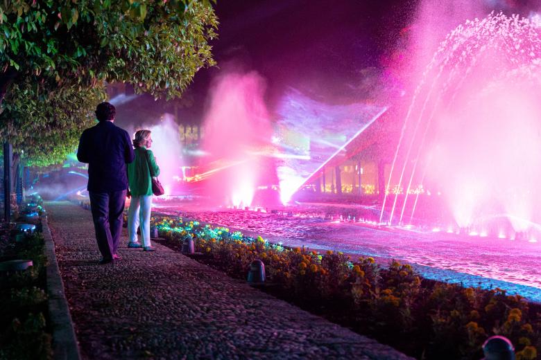 El espectáculo "Naturaleza Encendida: Navegantes" en el Alcázar de los Reyes Cristianos de Córdoba