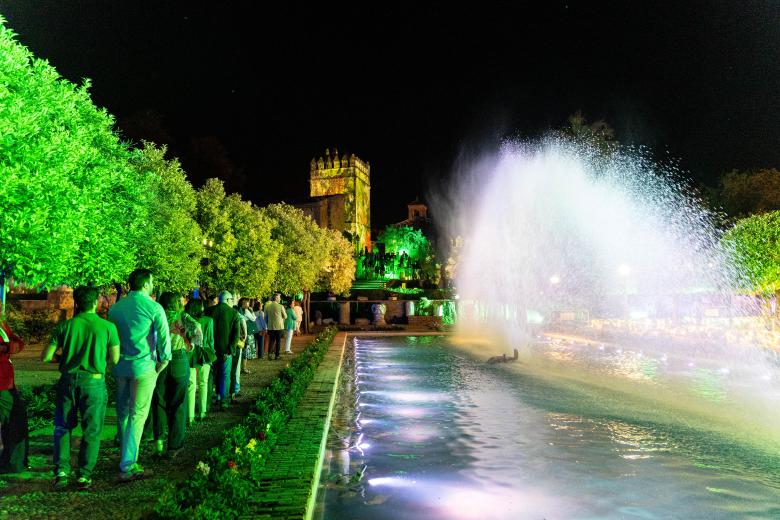 El espectáculo "Naturaleza Encendida: Navegantes" en el Alcázar de los Reyes Cristianos de Córdoba