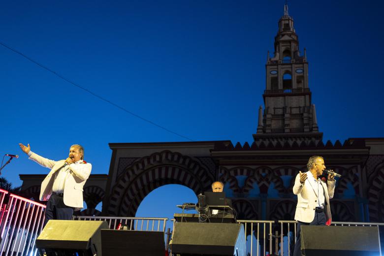 El encendido de la portada, el alumbrado y los fuegos artificiales de la Feria de Córdoba 2026