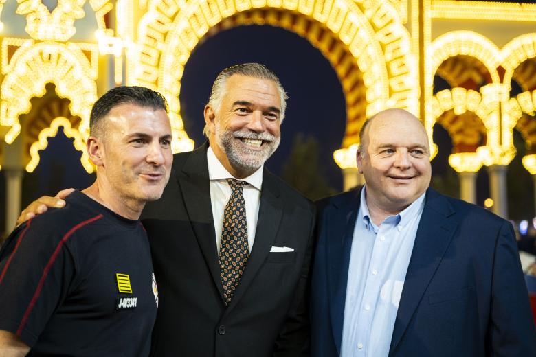 El encendido de la portada, el alumbrado y los fuegos artificiales de la Feria de Córdoba 2026