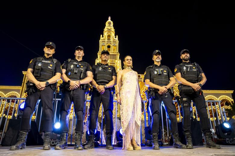 El encendido de la portada, el alumbrado y los fuegos artificiales de la Feria de Córdoba 2026