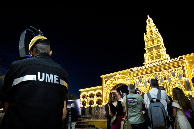 El encendido de la portada, el alumbrado y los fuegos artificiales de la Feria de Córdoba 2026