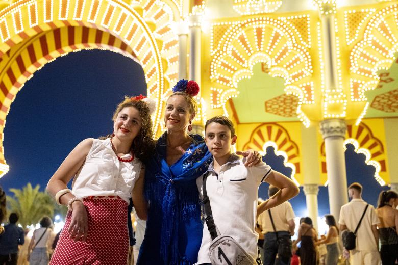 El encendido de la portada, el alumbrado y los fuegos artificiales de la Feria de Córdoba 2026