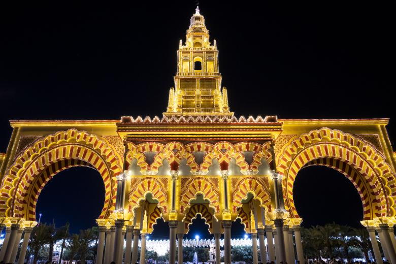 El encendido de la portada, el alumbrado y los fuegos artificiales de la Feria de Córdoba 2026