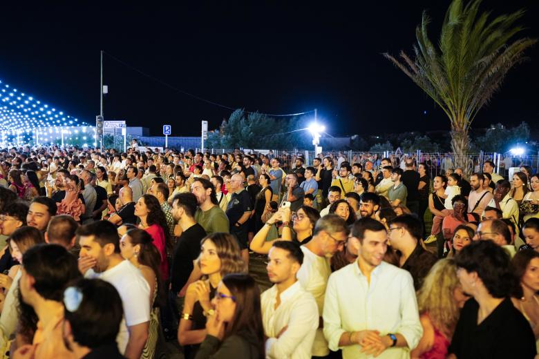 El encendido de la portada, el alumbrado y los fuegos artificiales de la Feria de Córdoba 2026