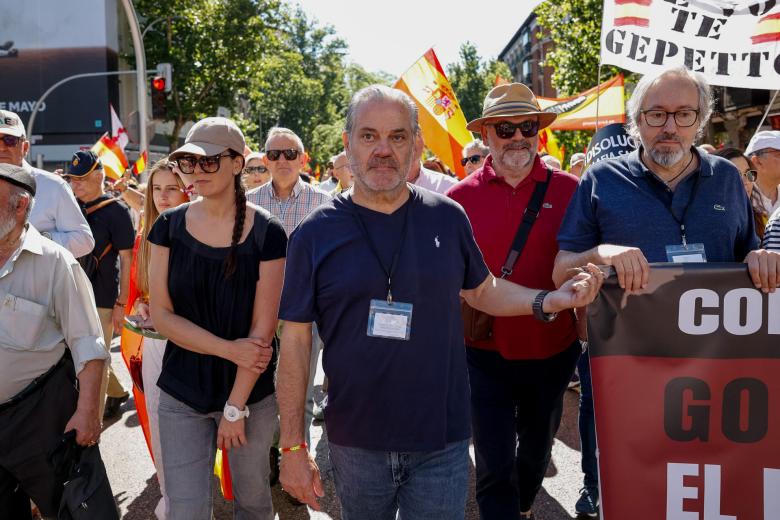 Marcos de Quinto, uno de los promotores, y Juan Carlos Girauta, en un momento de la manifestación.