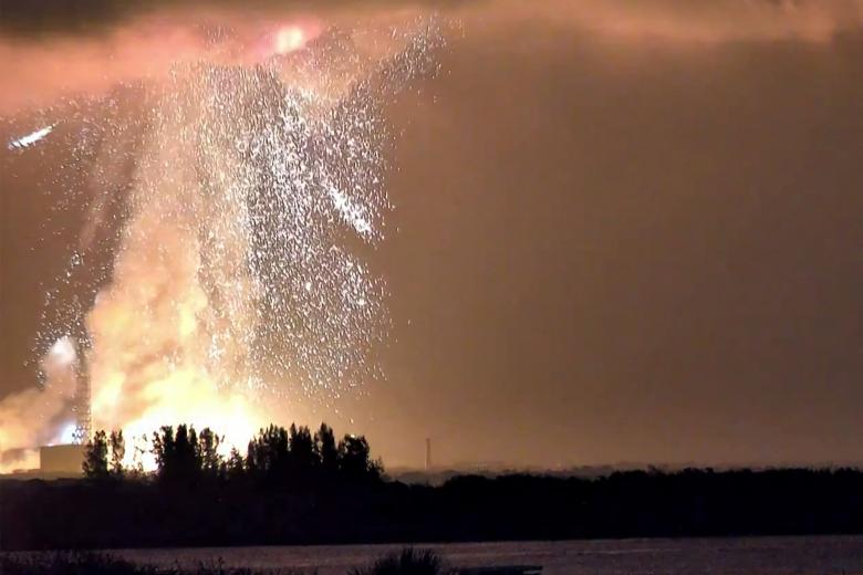 Momento de la explosión del New Glenn de Blue Origin