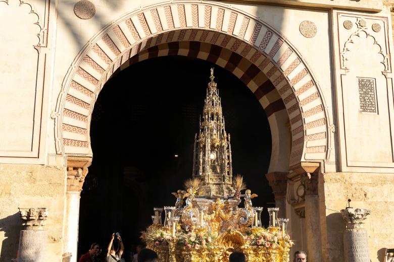 Misa y procesión del Corpus Christi de Córdoba 2026