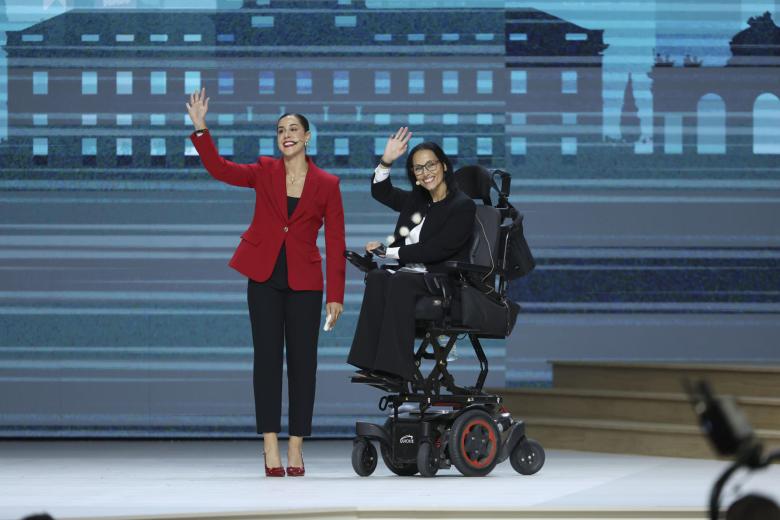 La exjugadora de bádminton Carolina Marín y la nadadora Teresa Perales intervienen en el encuentro