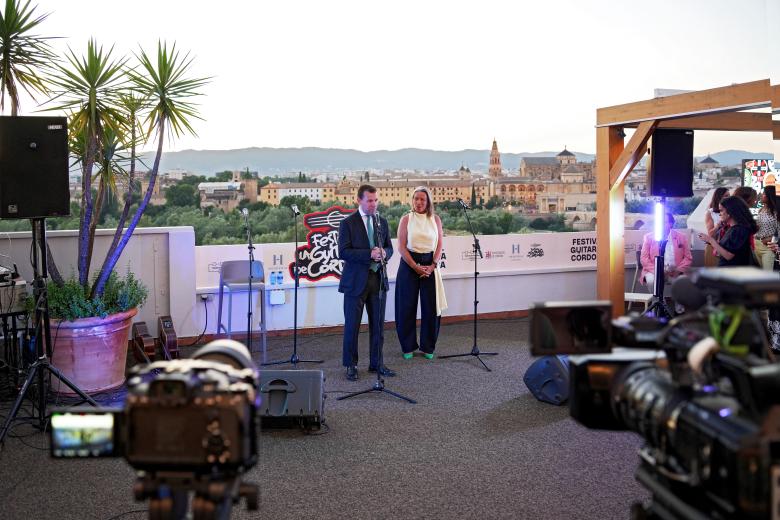 Presentación del 45º Festival de la Guitarra de Córdoba en la terraza panorámica del Hotel Hesperia