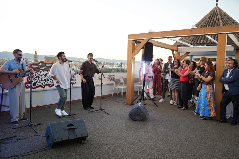 Presentación del 45º Festival de la Guitarra de Córdoba en la terraza panorámica del Hotel Hesperia