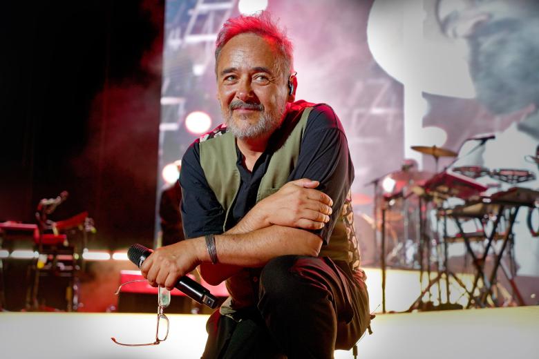 Love of Lesbian abrieron el 45º Festival de la Guitarra de Córdoba en el Teatro de la Axerquía (julio 2026)