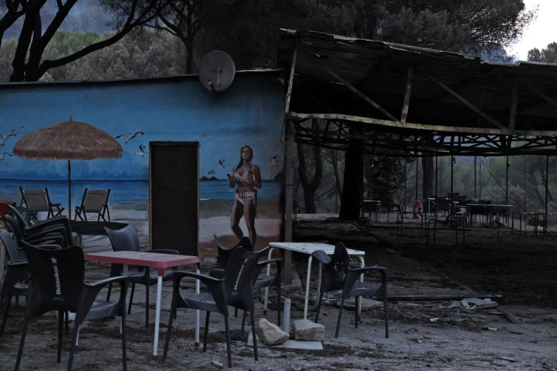 Imágenes de los estragos del fuego a su paso por el Pantano de San Juan