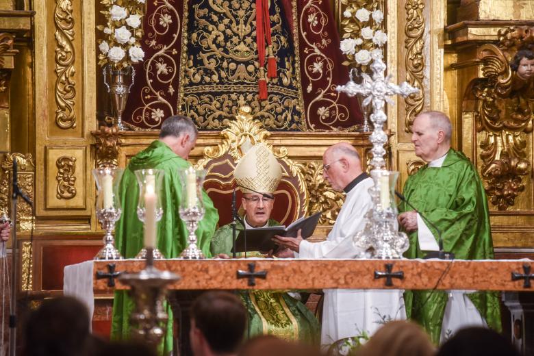 Toma de posesión como párroco en San Nicolás por parte de Jesús Daniel Alonso Porras