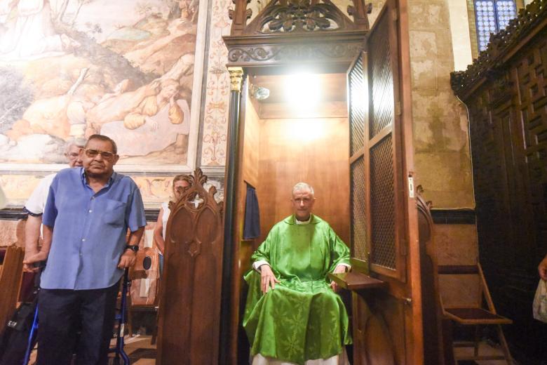 Toma de posesión como párroco en San Nicolás por parte de Jesús Daniel Alonso Porras