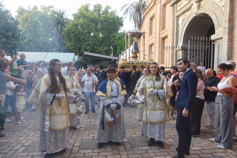 Procesión de la Fuensanta hacia la Catedral de Córdoba