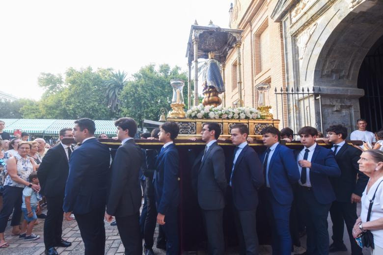 Procesión de la Fuensanta hacia la Catedral de Córdoba
