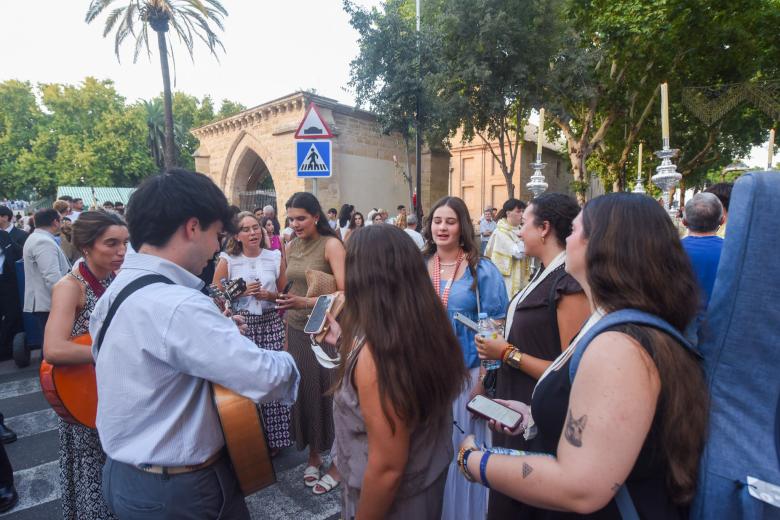 Procesión de la Fuensanta hacia la Catedral de Córdoba
