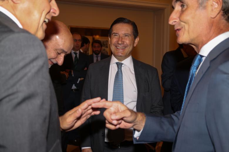 José Luis Santos y Javier Otamendi