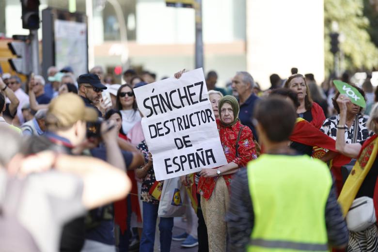 Imagen de una de las pancartas que se ha podido ver en esta Segunda Marcha por la Dignidad de España