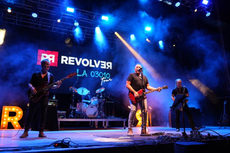 Revolver en Eternos Party II (Teatro de la Axerquía, Córdoba)