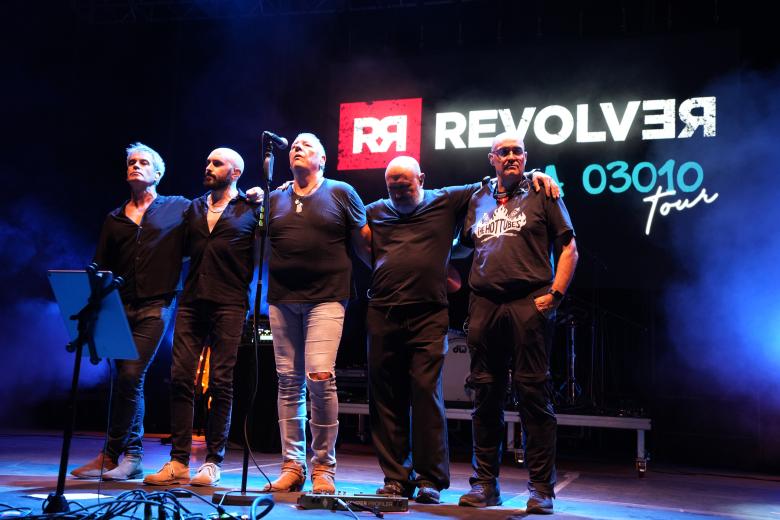 Revolver en Eternos Party II (Teatro de la Axerquía, Córdoba)