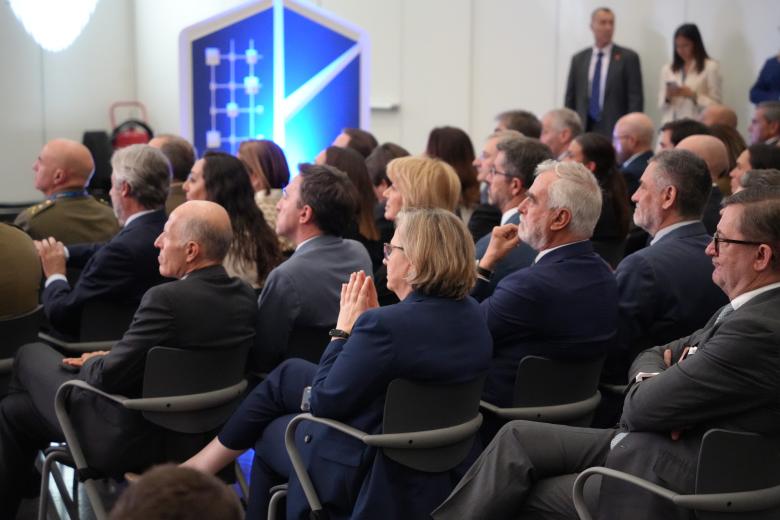 Clausura del Congreso de la Industria de la Defensa Indudef 2026 en Córdoba, presidida por Felipe VI
