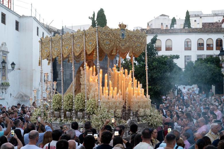 Procesión de la Virgen de la Alegría en Córdoba
