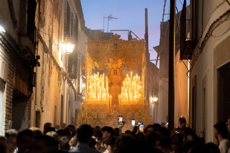 Procesión de la Virgen de la Alegría en Córdoba