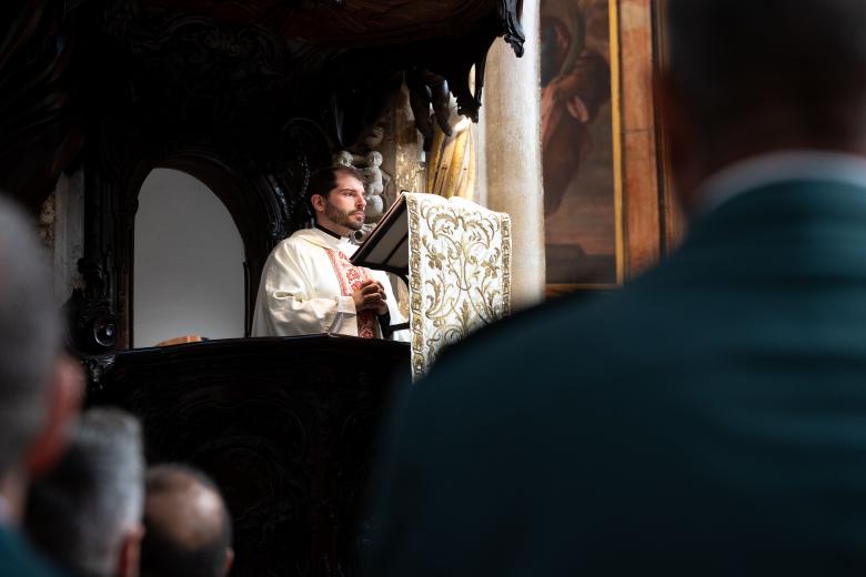 Misa por el Día del Pilar en la Catedral de Córdoba