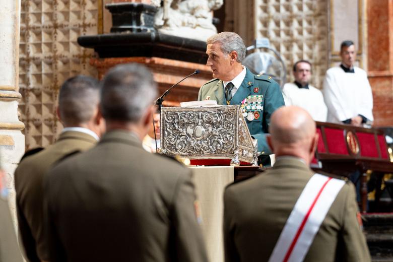 Misa por el Día del Pilar en la Catedral de Córdoba
